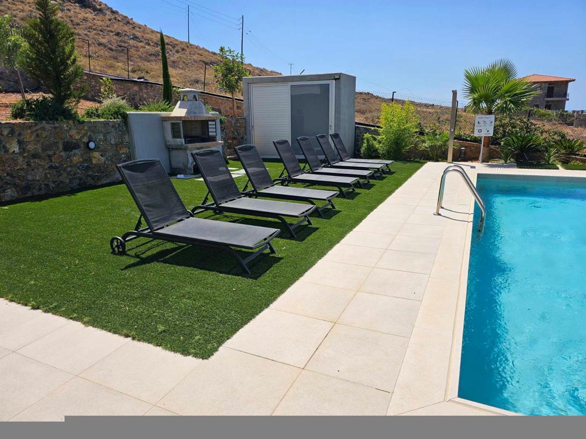 Luxury Villa U Kokkini Hani Екстериор снимка